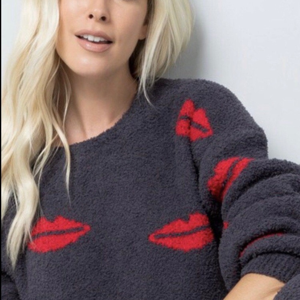 Hugs & Kisses Luxe Teddy Sweater Top